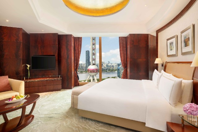 6. 上海浦东香格里拉明珠外滩景观套房.jpg