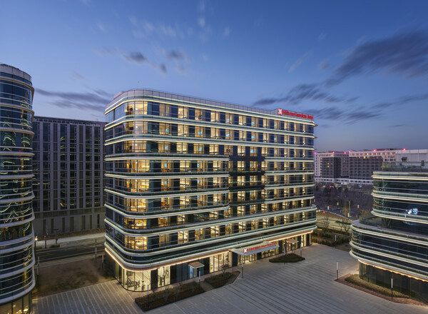 北京大兴国际机场希尔顿花园酒店盛大开业