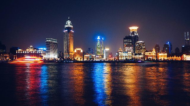 建五星级酒店奖励3000万，高星酒店还没有供给过剩吗？